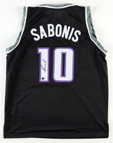 Domantas Sabonis Signed Sacramento Kings Jersey (Beckett) #11 Pck 2016 NBA Draft