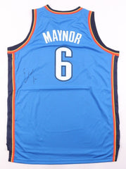 Eric Maynor Signed Oklahoma City Thunder Jersey (JSA COA) 2009 1st Round Pick