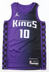 Domantas Sabonis Signed Sacramento Kings Jersey (Beckett) #11 Pck 2016 NBA Draft