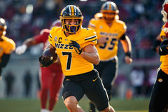 Cody Schrader Signed Missouri Tigers Mini Helmet (Beckett) 5,456 Rushing Yards