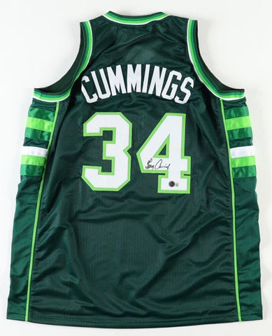 Terry Cummings Signed Milwaukee Bucks Jersey (Beckett) 2xNBA All Star Forward