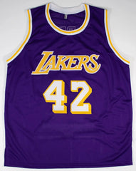 James Worthy Signed Los Angeles Lakers Career Stat Jersey (Beckett) 3xNBA Champ