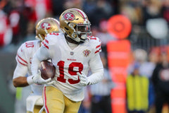 Deebo Samuel Signed 49ers Jersey (JSA COA) San Francisco 3rd Year Wide Receiver