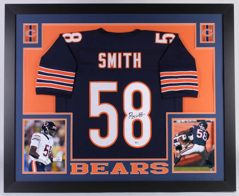 Roquan Smith Signed Chicago Bears 35x43 Framed Jersey (Beckett Hologram)