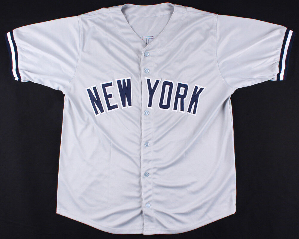 Carlos Beltran Signed New York Yankees Jersey (JSA Hologram) "Señor Octubre"
