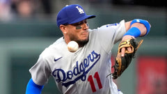 Miguel Rojas Signed Los Angeles Dodgers Nike Style Jersey (JSA COA) Shortstop