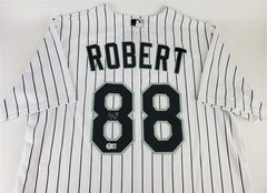 Luis Robert Signed Chicago White Sox Nike MLB Replica Pinstripe Jersey (Beckett)