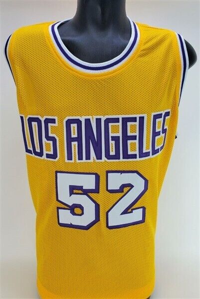 Jamaal Wilkes Signed Los Angeles Lakers Yellow Home Photo Jersey (JSA –