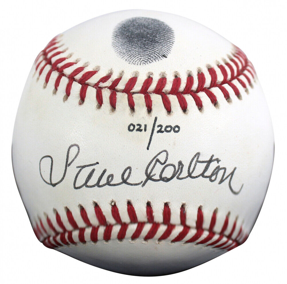 Steve Carlton Signed LE ONL Baseball w/ Thumbprint w/ Display Case (Beckett COA)