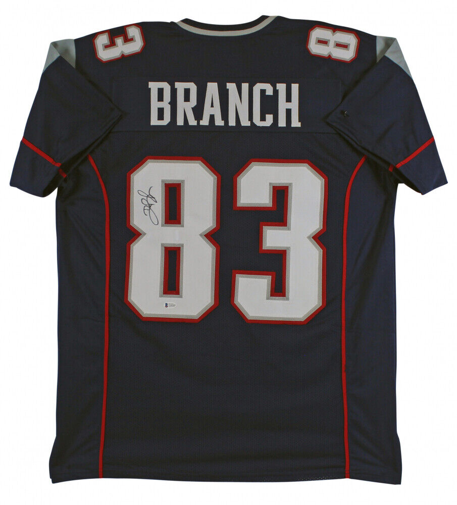 Deion Branch Signed New England Patriots Jersey (Beckett Holo) S,B. XXXIX MVP WR