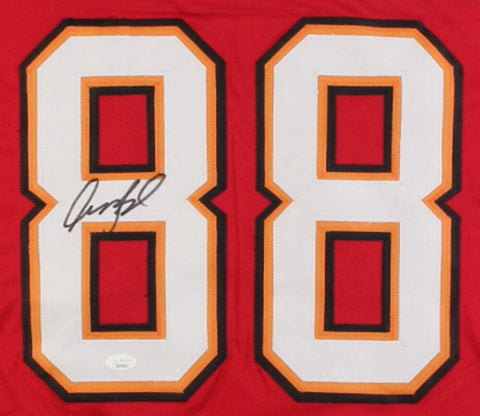 Anthony Becht Signed Tampa Bay Buccaneer Jersey (JSA COA) 1st Round Pick 2000 TE