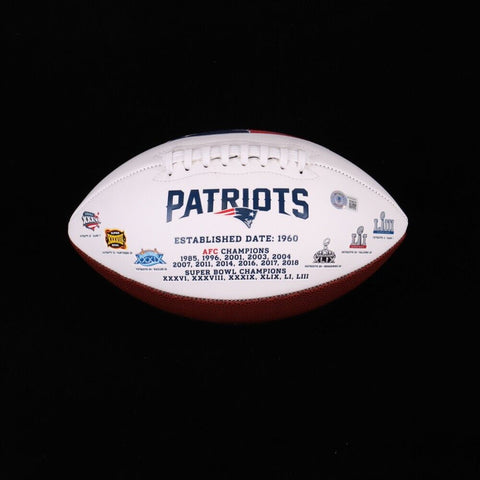 Damien Harris Signed New England Patriots Logo Football (Beckett) Pats #1 R.Back
