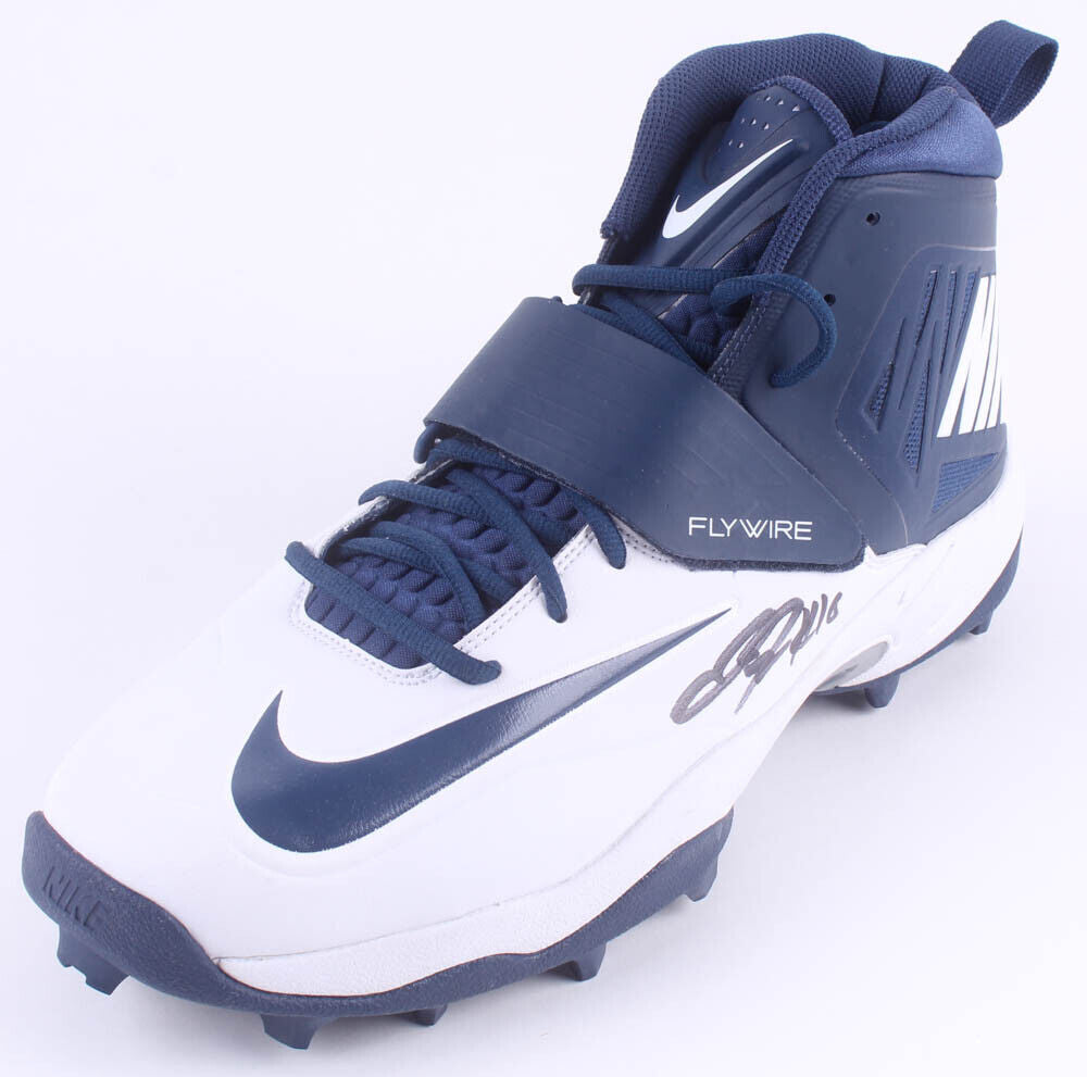 Beckett coa autographed Nike outlet cleat