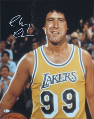 Chevy Chase (Irwin Fletcher) Signed "Fletch" 16x20 Photo (Beckett COA)1985 Movie