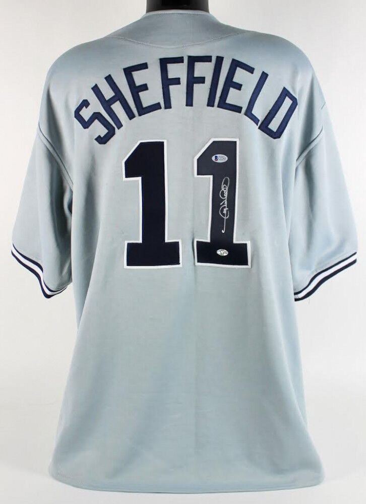 Gary Sheffield Signed Yankees Jersey (Beckett COA & Sheffield Hologram –