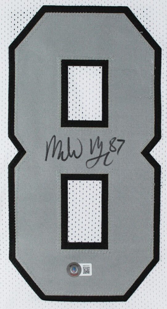 Michael Mayer Signed Las Vegas Raiders Jersey (Beckett) Ex Notre Dame Tight End