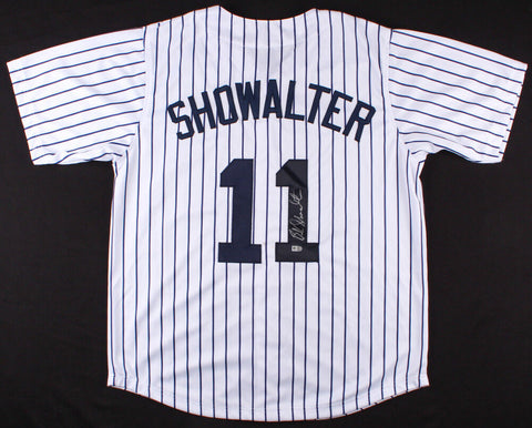 Buck Showalter Signed NY Yankees Jersey (MLB Hologram) 3×AL Manager of the Year