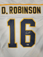 Denard Robinson Signed Michigan Wolverines White Throwback Jersey (Beckett)