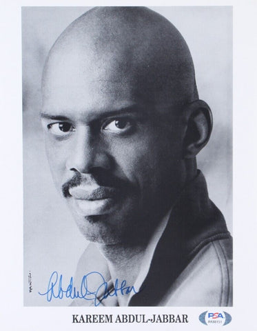 Kareem Abdul-Jabbar Signed Los Angeles Lakers 8x10 Photo (PSA COA) Lew Alcindor