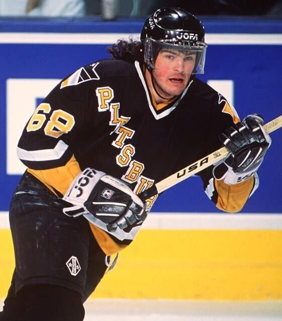 Jaromir jagr signed jersey 2025