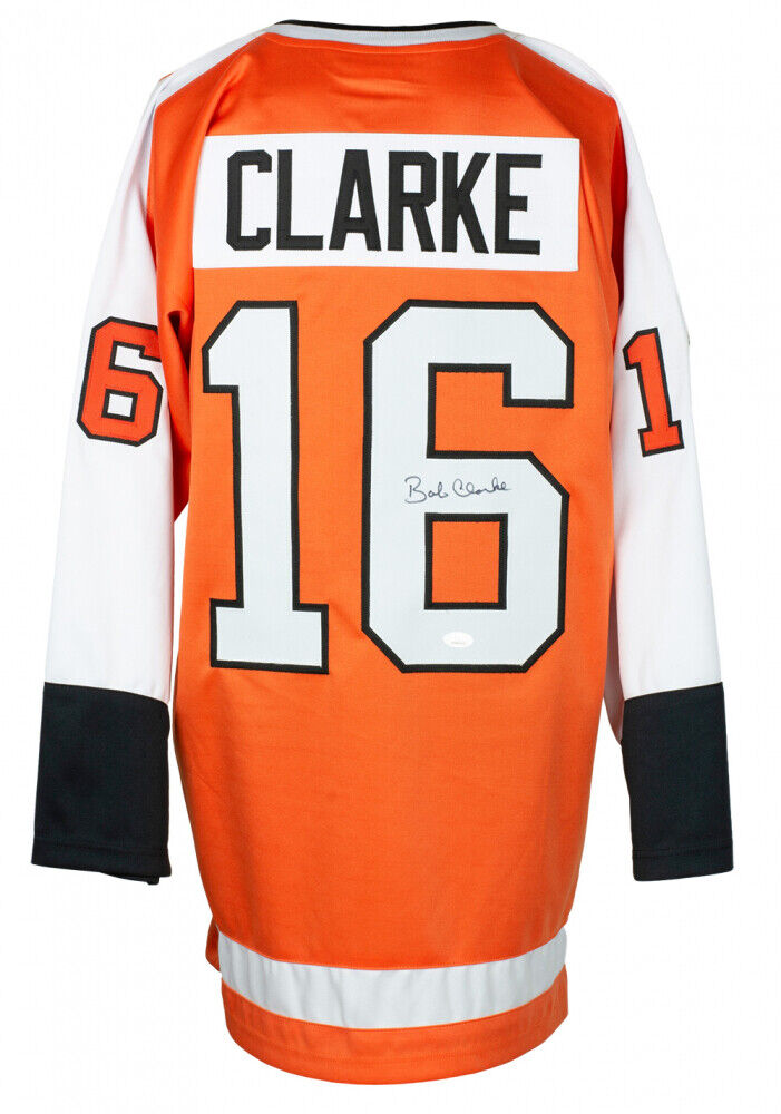 Bobby Clarke Signed Philadelphia Flyers Jersey (JSA) NHL Career 1969–1984 / HOF