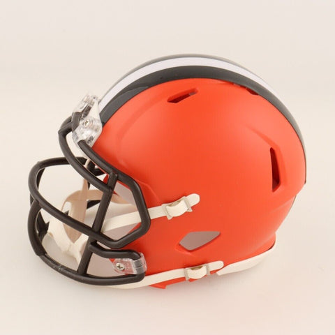 Chase Winovich Signed Cleveland Browns Mini Helmet (Beckett) Ex Michigan Def End