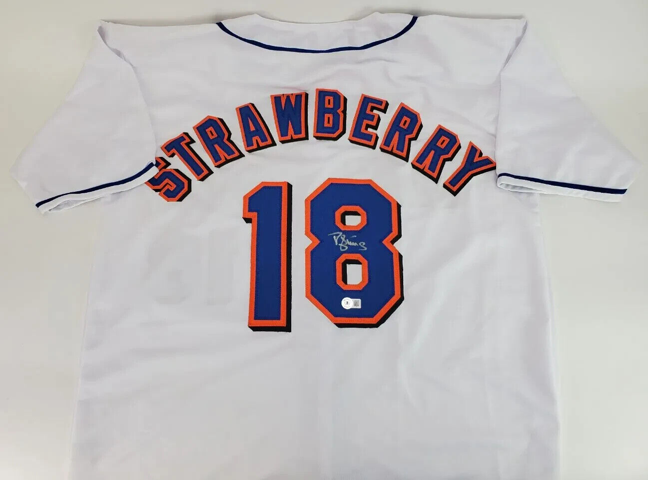 Darryl Strawberry Signed Mets Jersey (Beckett) 4x New York World Series Champion