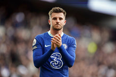 Mason Mount Signed Chelsea Football Club Jersey (Beckett)  Central Midfielder