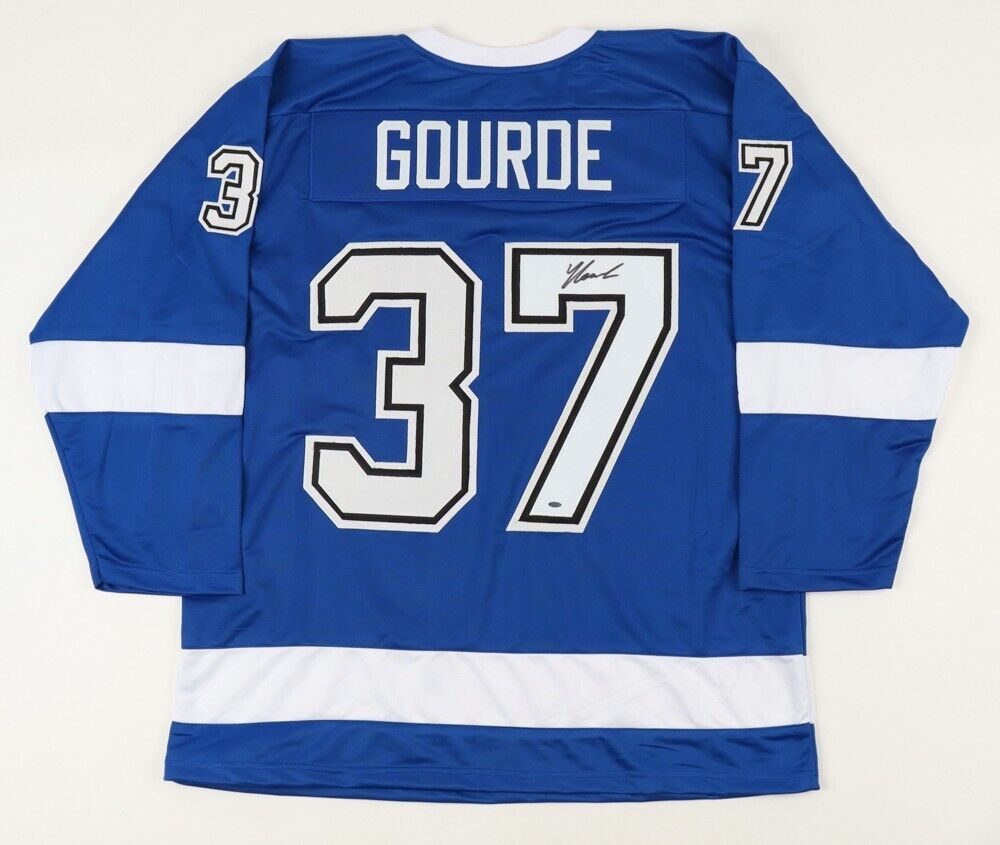 Yanni Gourde Signed Tampa Bay Lightning Jersey (OKAuthentic) 2xStanley Cup Champ