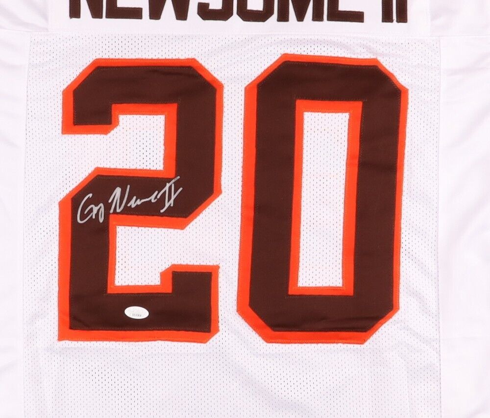 Greg Newsome II Signed Cleveland Browns Jersey (JSA COA) 2021 1sr Roun –