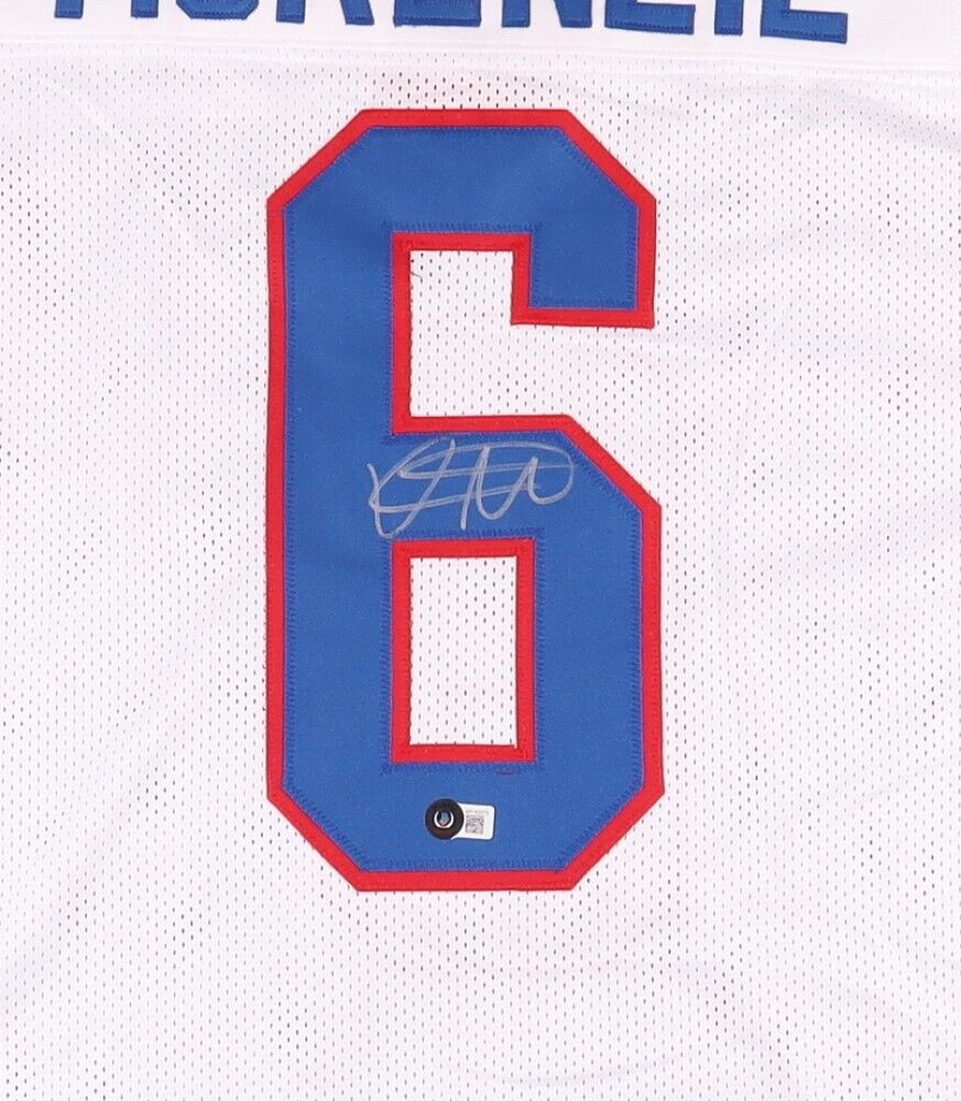 Isaiah McKenzie Signed Buffalo Bills Jersey (Beckett) His New 2022 Uniform  # WR