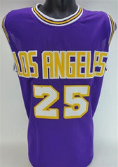Gail Goodrich Signed Los Angeles Laker Photo Jersey (Beckett) 1972 NBA Champion