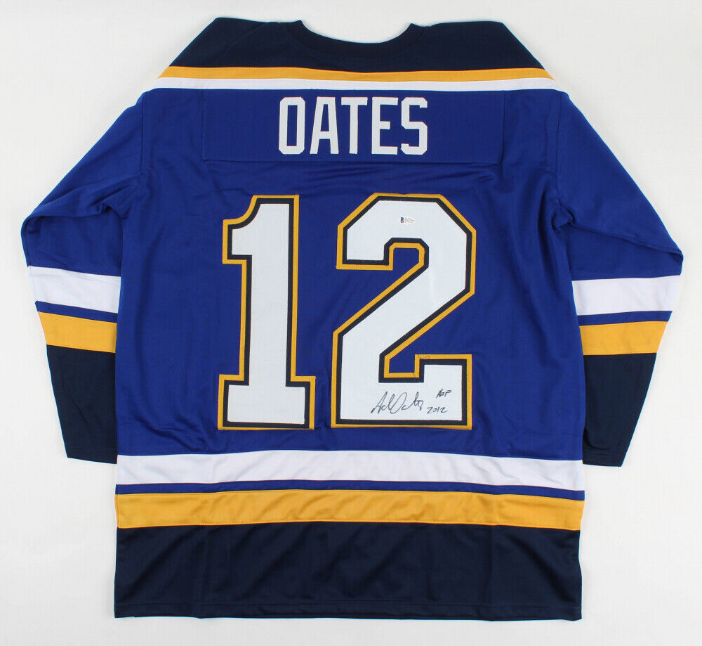 Adam Oates Signed Blues Jersey Inscribed "HOF 12" (Beckett COA) /  NHL HOF 2012