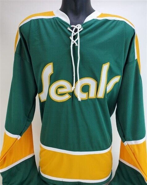 Gilles Meloche Signed California Golden Seals Jersey (JSA COA) 1970 Draft Pick