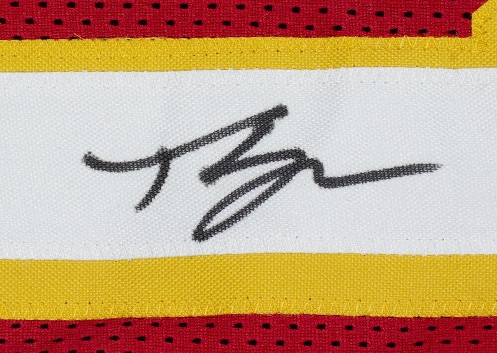 Trae Young Signed Atlanta Hawks Jersey (JSA) #5 Overall Pick 2018 Draf –