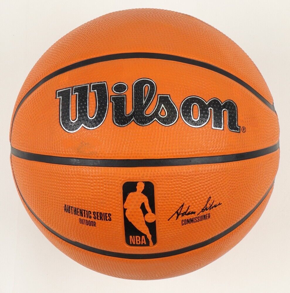 Horace Grant Signed Basketball "4xNBA Champ" (OKAuthentics) Bulls, Magic, Lakers