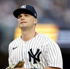 Andrew Benintendi Signed New York Yankees Jersey (JSA COA) 2018 W.S. Champion OF