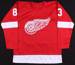 Trevor Daley Signed Detroit Redwings Jersey (Beckett) Playng Career 2003–present