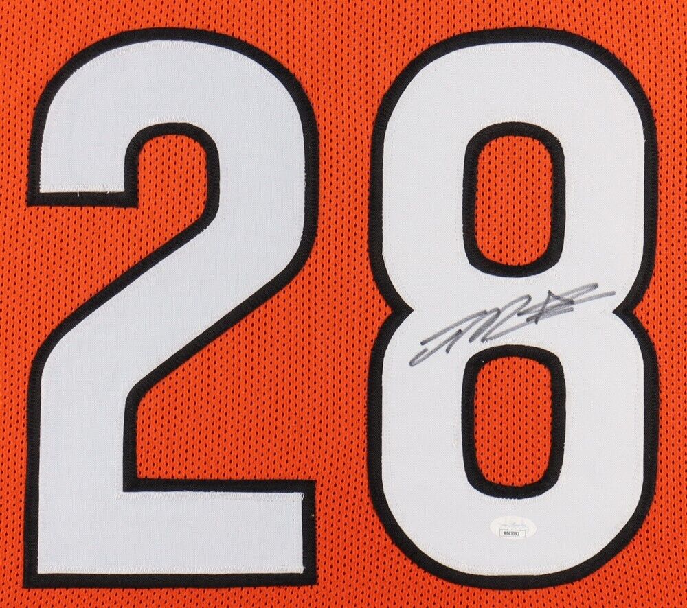 Joe Mixon Signed 35x 43 Framed Cincinnati Bengals Jersey (Beckett) 202 –