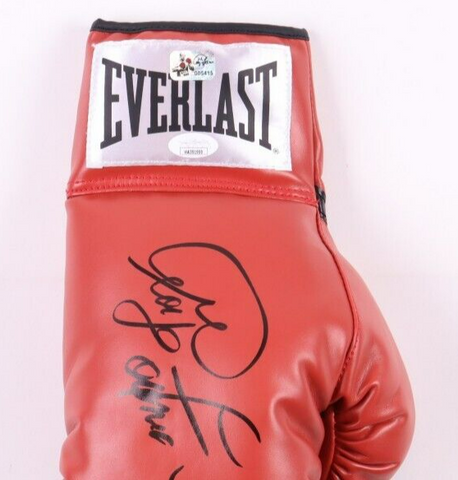 George Foreman Signed Everlast Boxing Glove (JSA COA) Rumble in the Jungle / Ali