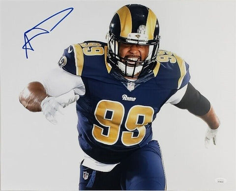 Aaron Donald Signed Los Angeles Rams 16x20 Photo (JSA COA) Super Bowl LVI Champs