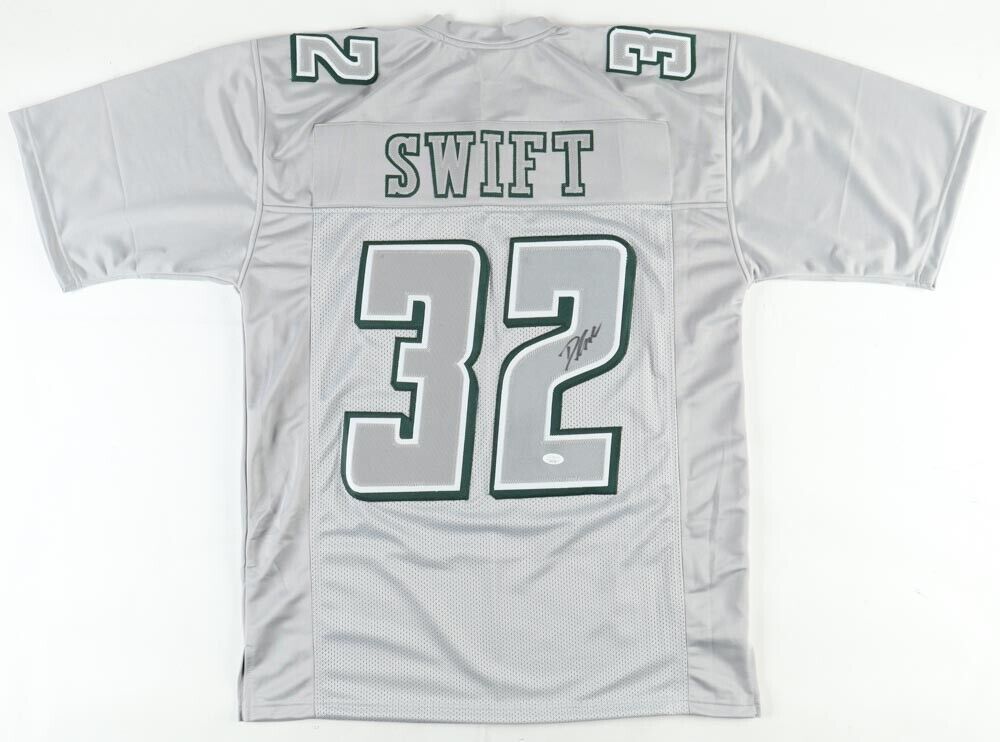 D'Andre Swift Signed Philadelphia Eagles Jersey (JSA) Ex-Georgia Bulldog R.B.