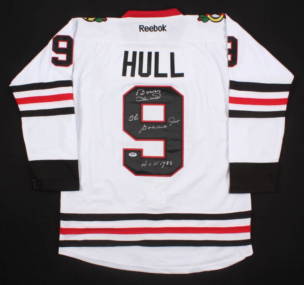 Bobby Hull Autographed White Chicago Blackhawks Jersey at 's Sports  Collectibles Store