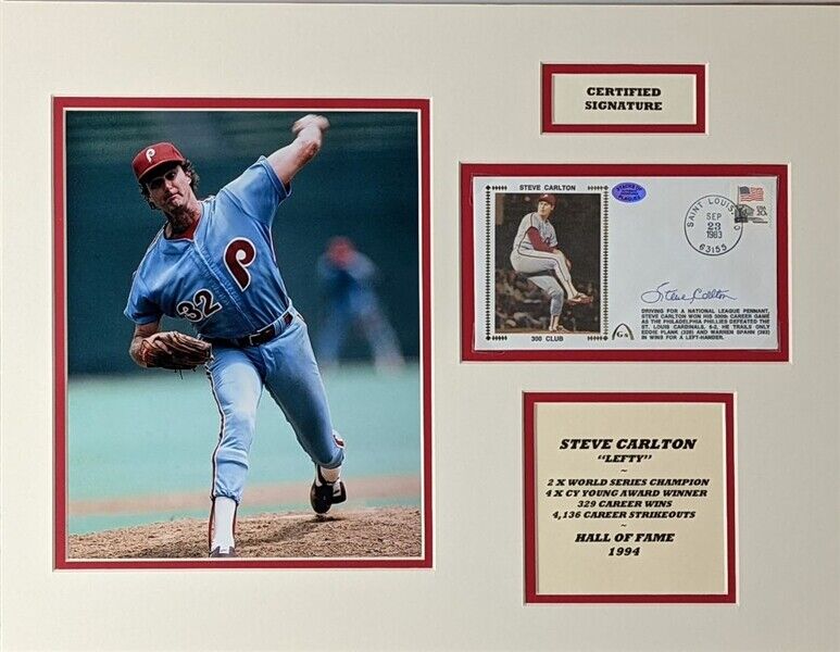 Signed Steve Carlton Picture - 8X10