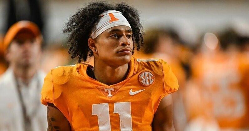 Jalin Hyatt Signed Tennessee Volunteers Jersey (Beckett) 2023 New York Giants WR