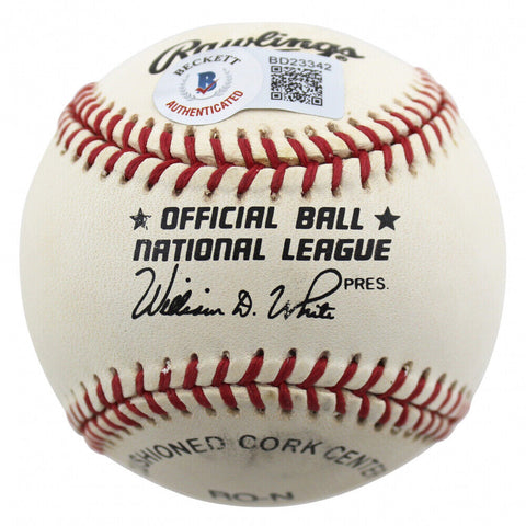 Billy Williams Signed ONL Baseball (Beckett COA) Hall of Fame 1987 Chicago Cubs