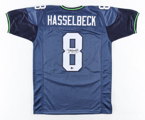 Matt Hasselbeck Signed Seahawks Jersey (Beckett)  Seattle Quarterback 2001-2010